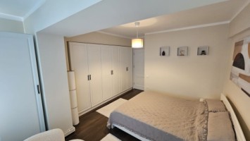 democratiei-2c-1a-dec-24-mobuti-de-lux-119000-euro-20
