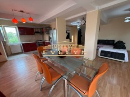 apartament-4-camere-de-vanzare-pietonalul-unirii-1