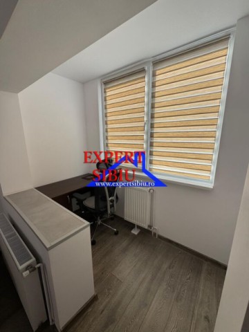 apartament-2-camere-decomandat-renovat-complet-zona-strand-10