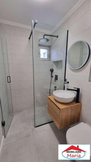 apartament-central-3-camere-modern-de-inchiriat-5