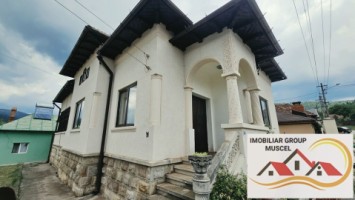 case-2-corpuri-lerestiargesla-poalele-muntilor-iezer3500mppret-100000euro-1