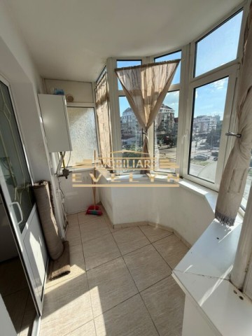 apartament-2-camere-decomandat-de-vanzare-ultracentral-piata-mare-6