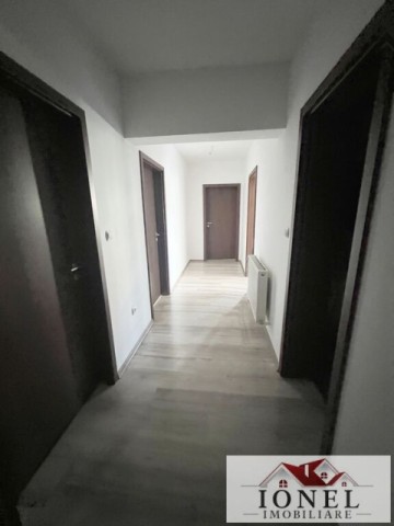 apartament-trei-camere-de-vanzare-sebes-petresti-6