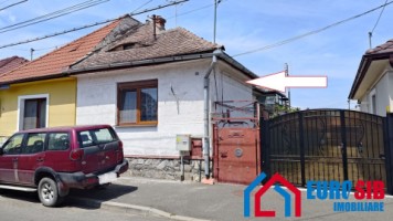 casa-cu-iesire-la-2-strazi-in-sibiu-zona-p-ta-cluj-0