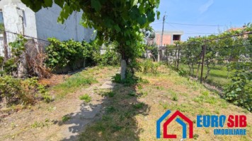 casa-cu-iesire-la-2-strazi-in-sibiu-zona-p-ta-cluj-17
